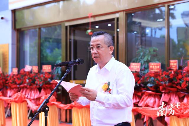 完美真人集团首席资本运营官，创兴银行董事李锋。 受访者供图